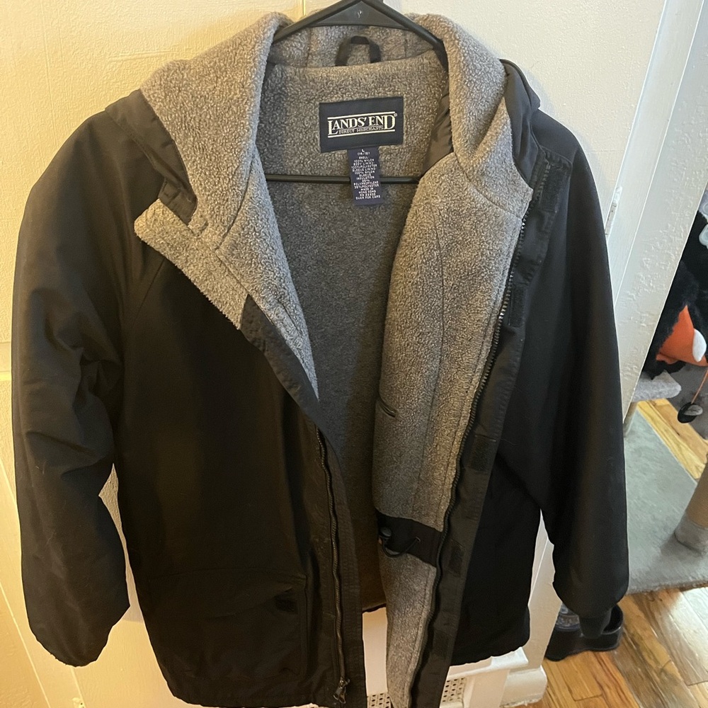 Black Lands End winter coat
Vintage! From the early 2000s. In great condition